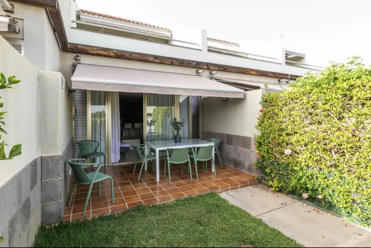 Villa Nueva y bonita en la mejor zona Pasito Blanco Exterior foto