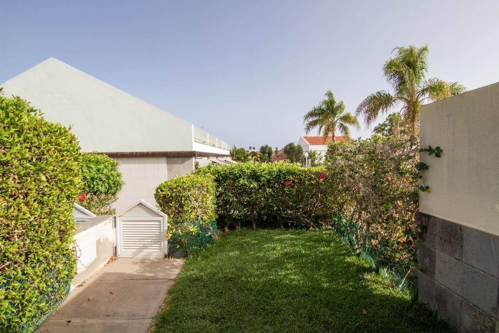 Villa Nueva y bonita en la mejor zona Pasito Blanco Exterior foto